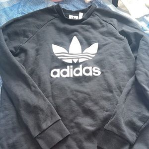 Adidas crew beck size medium.Wore once excellent condition.Black in colour.